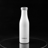 Qualitäts-Isolierflasche/Trinkflasche von onesolid® im Milk-Bottle Style